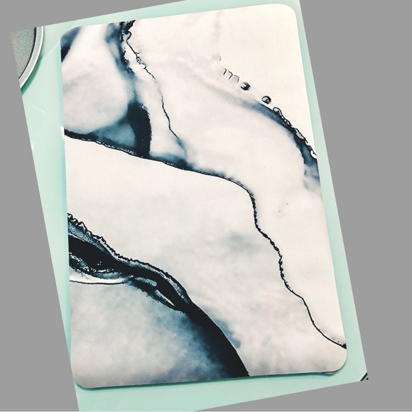 Marble Texture Bath/ Shower Mat - Picture 3 of 3